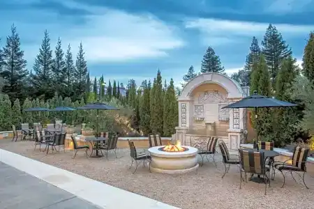 Best Western Dry Creek Inn - 89