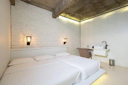 Oyo 704 Siam Plug In Hostel - 43