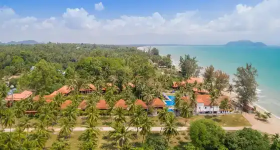 Coral Bangsaphan - 18