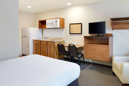 WoodSpring Suites - 40