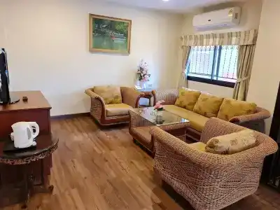 Sabai Inn - 60