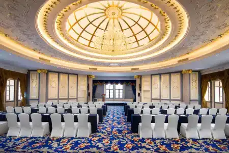 Radisson Blu Forest Manor Shanghai Hongqiao - 8