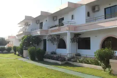Vera Studios - 0