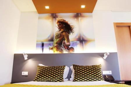 America Diamonds & Sushi Bar - 144