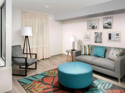 Woodspring Suites West In Qd - 37