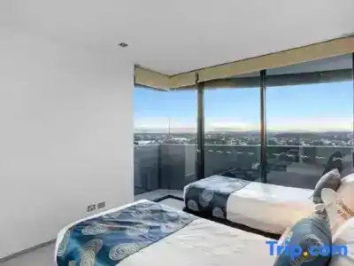 Ambience on Burleigh Beach - 84