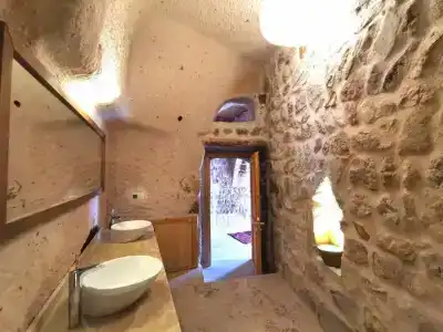 Helike Cave - 118