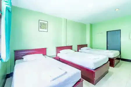 Woodlands Inn - 5
