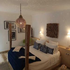 Riad Timila - 35