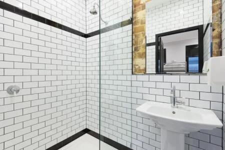 The Village Glebe - 8