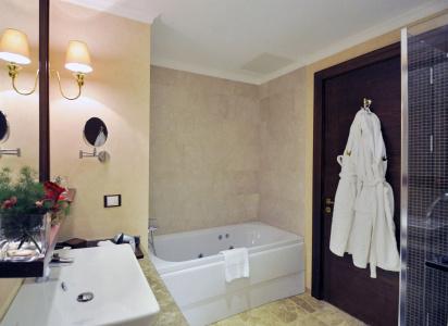 Wellborn Luxury - 8