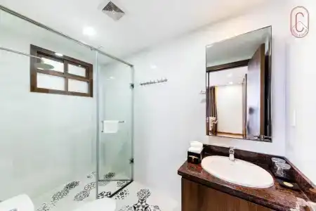 Hôtel Colline - 204