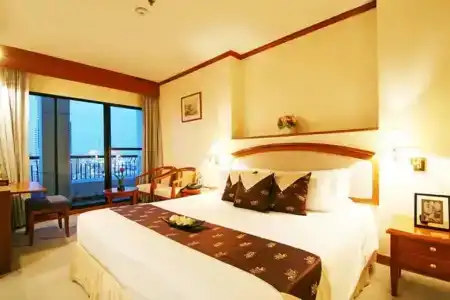 Grand Diamond Suites - 35
