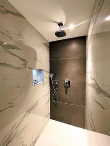 Merit Kensington - 117