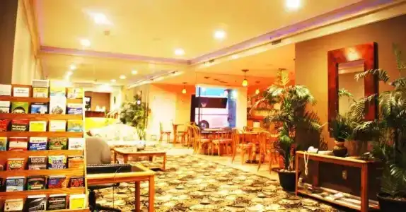 Homestyle Inn and Suites - 17