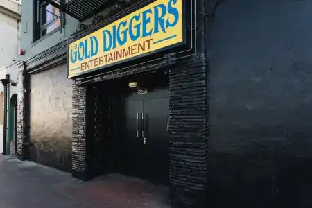 Gold-Diggers - 0