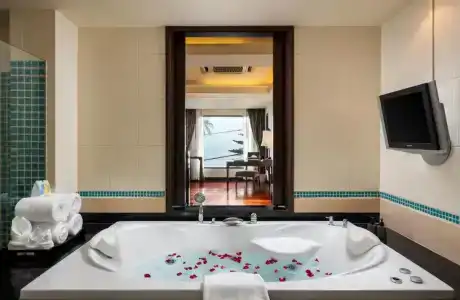 Patong Paragon Resort & Spa Sha Extra Plus - 70