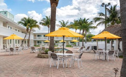 Rodeway Inn Hollywood - 21
