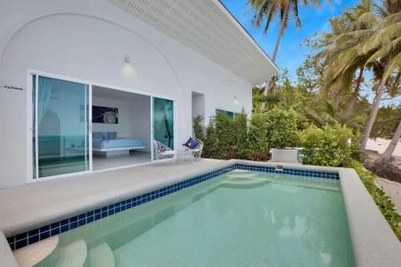La Perle Luxury Boutique - 71