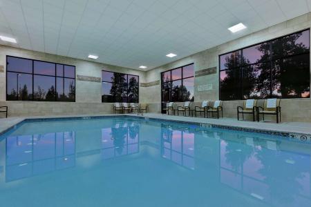 Hampton Inn & Suites - 13