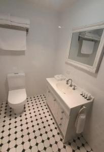 Macquarie Manor - 72