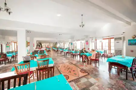 Yel Holiday Resort - 17