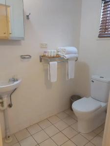 Cosmopolitan & Serviced Apartments - 59