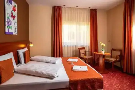 Patak Park - Adults Only - 41