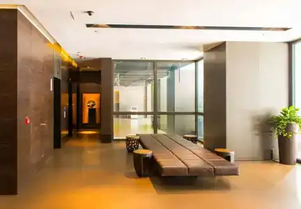 The Empire - Causeway Bay - 7