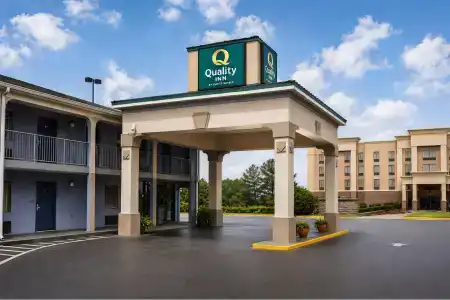 Quality Inn at Fort Gordon - 34