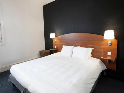 Kyriad Clermont Ferrand Centre - 34