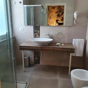Amsterdam Suite & Spa - 8