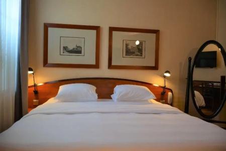 Best Western Royal Caen - 40