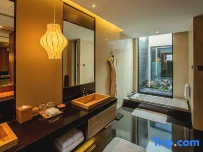 Bay Breeze Resort (All Villas) - 68