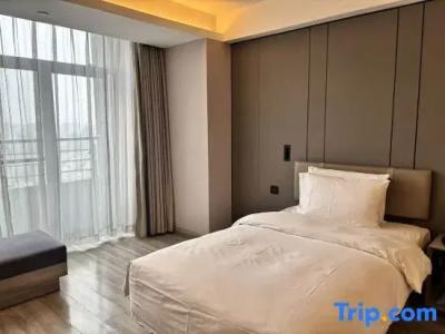 Atour Xi'an Gaoxin Tangyan Road Branch - 72