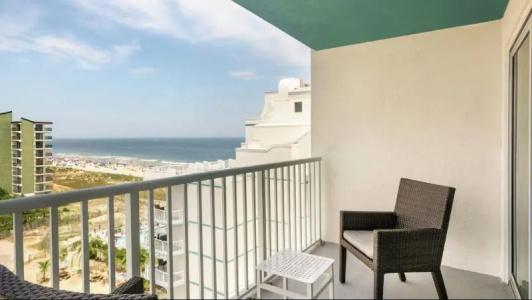 DoubleTree by Hilton Ocean City Oceanfront - 181
