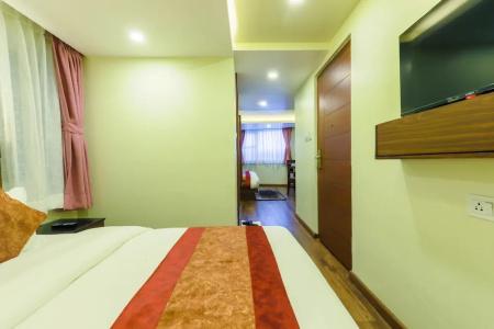Thamel - 60