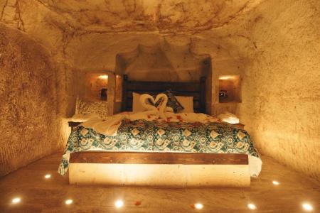 Tale Cave In - 44