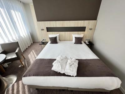 Best Western Royal Centre - 100