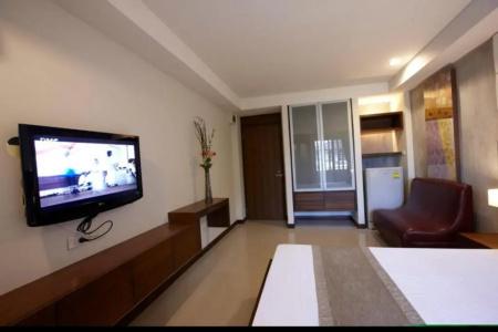 The Bangkok Cha Cha Suite - 14