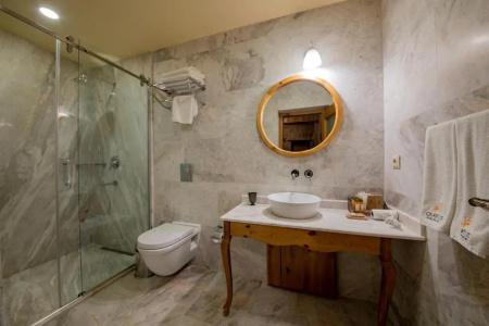 Luxury Cratus Stone Palace - 42