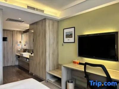 Atour Xi'an Gaoxin Tangyan Road Branch - 96