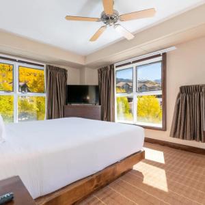 The Peaks and Spa - 36