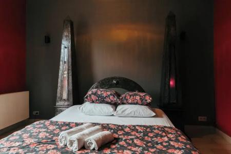 Riad - 28