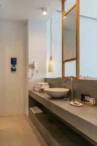 Bluetopia Suites - 27