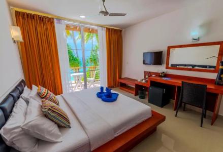 Athiri Beach Maldives - 32