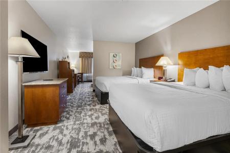 Best Western Ambassador Inn & Suites - 43
