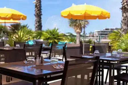 Golden Tulip Villa Massalia - 41
