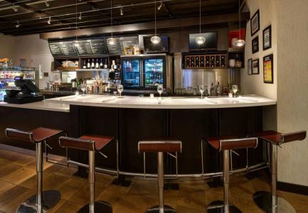 Courtyard by Marriott Times Square West - 28