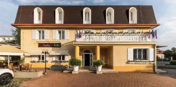 Prague Carl Inn restaurant & Free Parking - 18